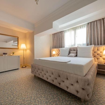 Hotel Casa Fiori บูคาเรสต์ ภายนอก รูปภาพ