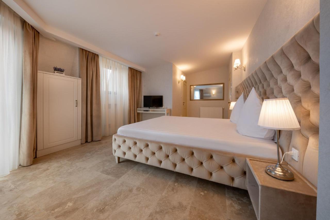 Hotel Casa Fiori บูคาเรสต์ ภายนอก รูปภาพ