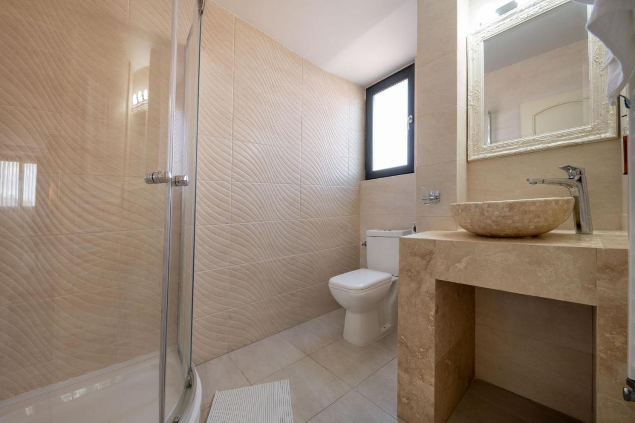 Hotel Casa Fiori บูคาเรสต์ ภายนอก รูปภาพ